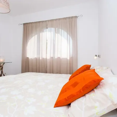 Apartments Matea I Baska  Exterior photo